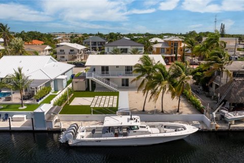 Купить виллу или дом в Ки-Ларго, Флорида 5 спален, 18.95м2, № 1976823 - фото 4