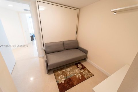 Condo in Sunny Isles Beach, Florida, 2 bedrooms  № 2046798 - photo 25