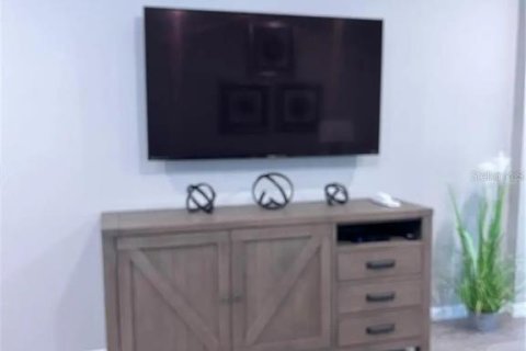 Villa ou maison à louer à Ocala, Floride: 2 chambres, 136.38 m2 № 2431238 - photo 7