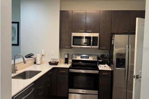 Appartement à louer à Winter Garden, Floride: 2 chambres, 133.22 m2 № 2384011 - photo 3