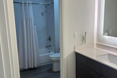 Appartement à louer à Winter Garden, Floride: 2 chambres, 133.22 m2 № 2384011 - photo 4
