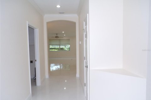 Casa en alquiler en North Port, Florida, 3 dormitorios, 167.6 m2 № 1869324 - foto 3