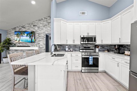 House in Royal Palm Beach, Florida 3 bedrooms, 106.09 sq.m. № 1981747 - photo 6