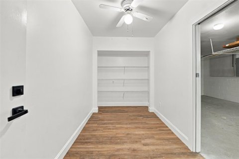 Casa en venta en Temple Terrace, Florida, 4 dormitorios, 204.11 m2 № 2383499 - foto 14