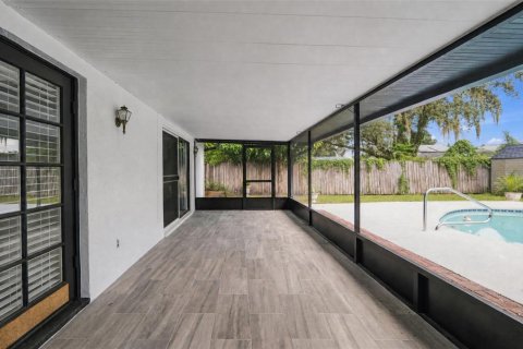 Casa en venta en Temple Terrace, Florida, 4 dormitorios, 204.11 m2 № 2383499 - foto 30