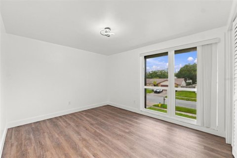 Casa en venta en Temple Terrace, Florida, 4 dormitorios, 204.11 m2 № 2383499 - foto 27