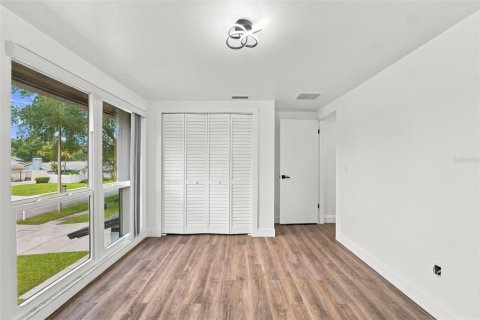 Casa en venta en Temple Terrace, Florida, 4 dormitorios, 204.11 m2 № 2383499 - foto 28