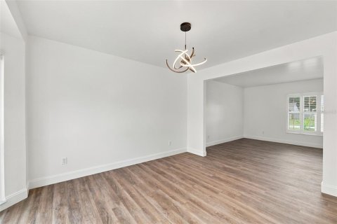 Casa en venta en Temple Terrace, Florida, 4 dormitorios, 204.11 m2 № 2383499 - foto 6