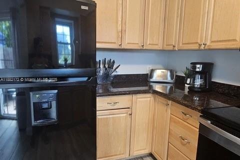 Condominio en venta en Pompano Beach, Florida, 1 dormitorio, 85.56 m2 № 2035820 - foto 3