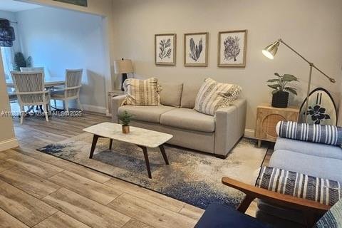 Condominio en venta en Pompano Beach, Florida, 1 dormitorio, 85.56 m2 № 2035820 - foto 8