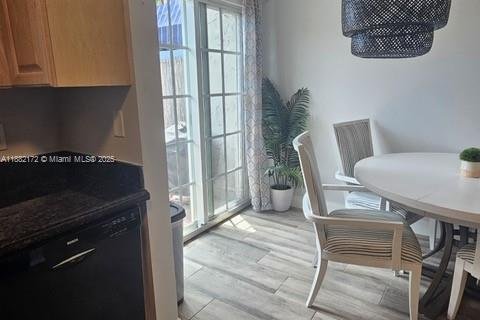 Condominio en venta en Pompano Beach, Florida, 1 dormitorio, 85.56 m2 № 2035820 - foto 4