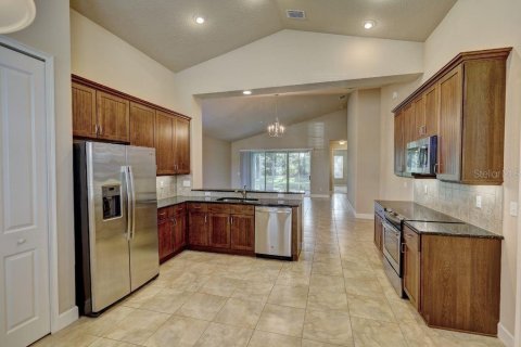 Villa ou maison à louer à Ormond Beach, Floride: 3 chambres, 168.62 m2 № 2384008 - photo 8