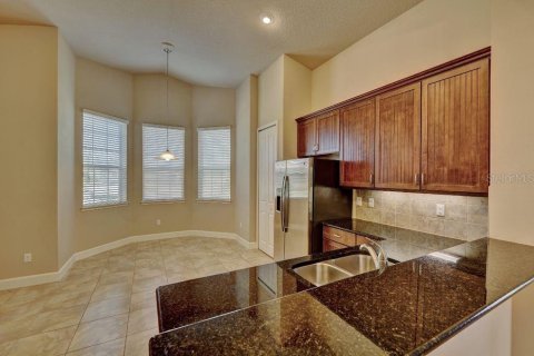 Villa ou maison à louer à Ormond Beach, Floride: 3 chambres, 168.62 m2 № 2384008 - photo 2