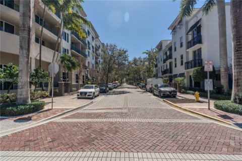 Copropriété à vendre à Plantation, Floride: 2 chambres, 92.9 m2 № 2032534 - photo 4