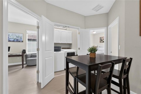 Touwnhouse à vendre à Davenport, Floride: 5 chambres, 234.3 m2 № 2399231 - photo 21