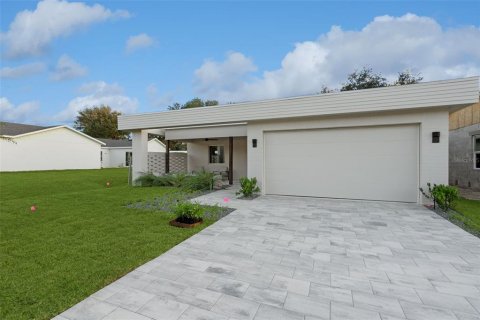Villa ou maison à vendre à Lady Lake, Floride: 3 chambres, 154.12 m2 № 2120679 - photo 30