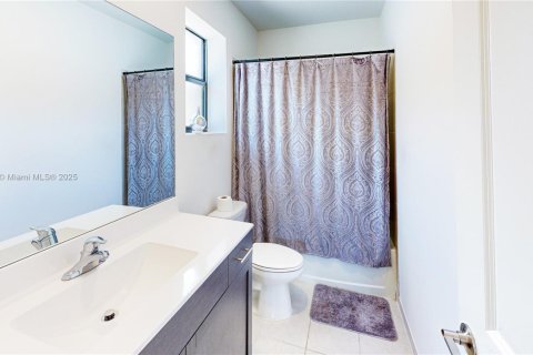 Townhouse in Homestead, Florida 4 bedrooms, 173.91 sq.m. № 1823737 - photo 27