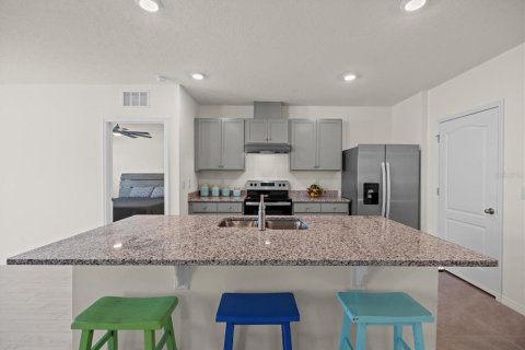 House in New Smyrna Beach, Florida 3 bedrooms, 157.66 sq.m. № 1720707 - photo 10