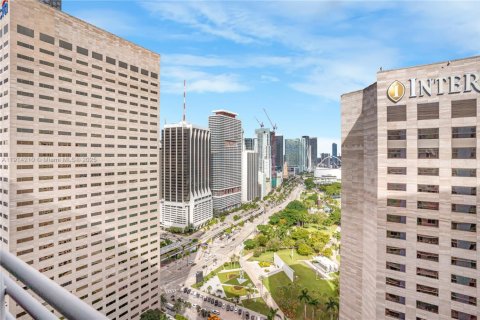 Condo in Miami, Florida, 1 bedroom  № 1971509 - photo 25