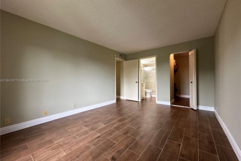 Condominio en venta en Greenacres, Florida, 2 dormitorios, 98.85 m2 № 1833846 - foto 12