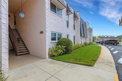 Condominio en Seminole, Florida, 2 dormitorios № 2224916
