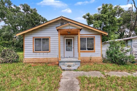 House in Tampa, Florida 3 bedrooms, 96.62 sq.m. № 2324517