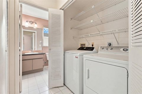 Casa en venta en Safety Harbor, Florida, 2 dormitorios, 94.11 m2 № 2433574 - foto 22