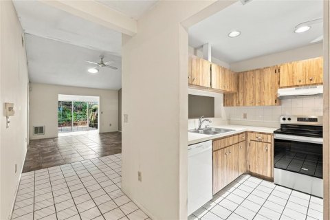 Casa en venta en Safety Harbor, Florida, 2 dormitorios, 94.11 m2 № 2433574 - foto 4