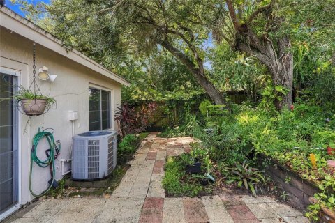 Casa en venta en Safety Harbor, Florida, 2 dormitorios, 94.11 m2 № 2433574 - foto 28