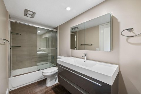 Copropriété à louer à Pompano Beach, Floride: 1 chambre, 89.19 m2 № 2085968 - photo 17
