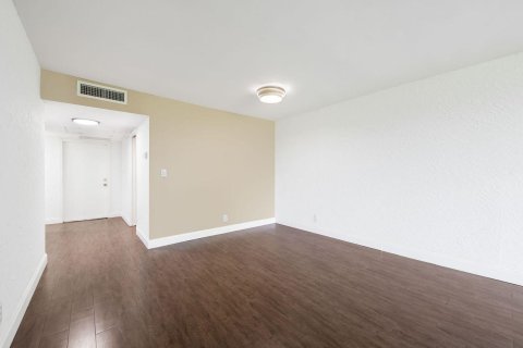 Copropriété à louer à Pompano Beach, Floride: 1 chambre, 89.19 m2 № 2085968 - photo 21