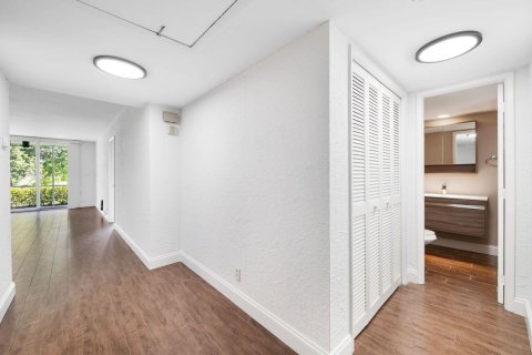 Copropriété à louer à Pompano Beach, Floride: 1 chambre, 89.19 m2 № 2085968 - photo 26