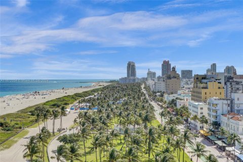 Condominio en venta en Miami Beach, Florida, 2 dormitorios, 144 m2 № 1934896 - foto 26