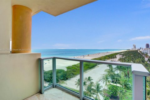 Condominio en venta en Miami Beach, Florida, 2 dormitorios, 144 m2 № 1934896 - foto 12