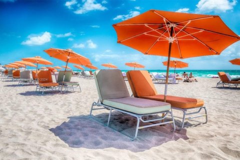 Condominio en venta en Miami Beach, Florida, 2 dormitorios, 144 m2 № 1934896 - foto 21