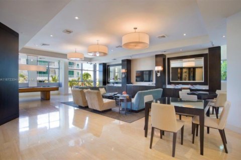 Condominio en venta en Miami Beach, Florida, 2 dormitorios, 144 m2 № 1934896 - foto 25