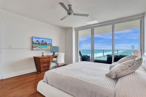 Condominio en venta en Miami Beach, Florida, 2 dormitorios, 144 m2 № 1934896 - foto 8