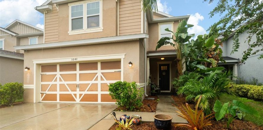 Villa ou maison à Seminole, Floride 5 chambres, 253.72 m2 № 2410474