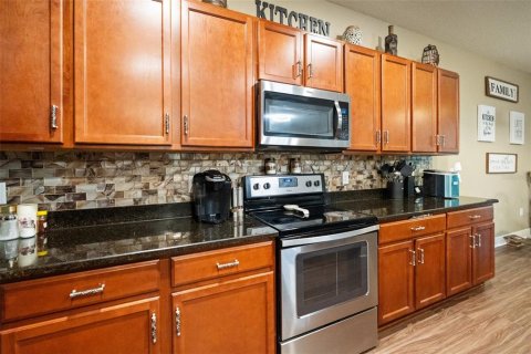 Villa ou maison à vendre à Seminole, Floride: 5 chambres, 253.72 m2 № 2410474 - photo 9