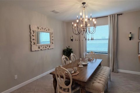 Villa ou maison à vendre à Bradenton, Floride: 4 chambres, 188.78 m2 № 2201582 - photo 16