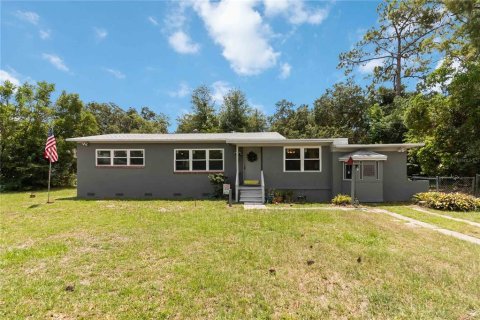 House in Sanford, Florida 3 bedrooms, 175.96 sq.m. № 1865807 - photo 1