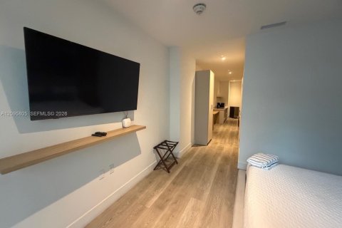 Copropriété à vendre à Miami, Floride: 48.96 m2 № 2384504 - photo 18