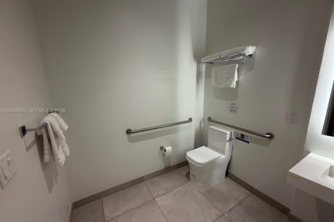 Copropriété à vendre à Miami, Floride: 48.96 m2 № 2384504 - photo 27