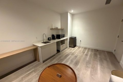Copropriété à vendre à Miami, Floride: 48.96 m2 № 2384504 - photo 21