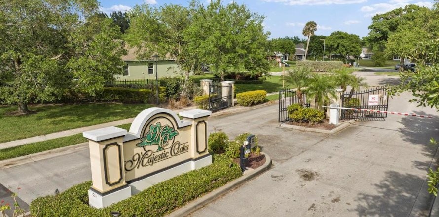 House in Vero Beach, Florida 3 bedrooms, 117.43 sq.m. № 1092256