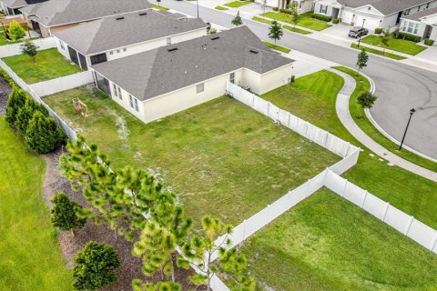 House in Saint Cloud, Florida 4 bedrooms, 195.75 sq.m. № 1835781 - photo 27