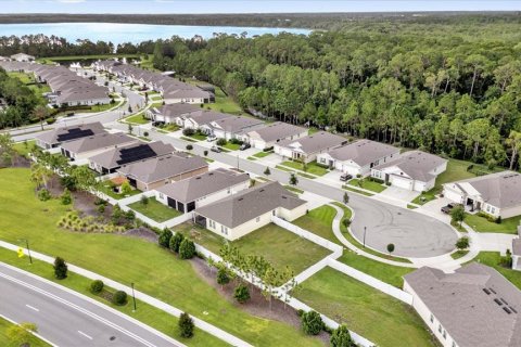 House in Saint Cloud, Florida 4 bedrooms, 195.75 sq.m. № 1835781 - photo 28