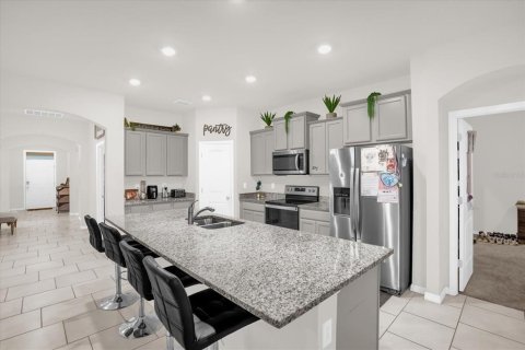 House in Saint Cloud, Florida 4 bedrooms, 195.75 sq.m. № 1835781 - photo 6
