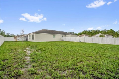House in Saint Cloud, Florida 4 bedrooms, 195.75 sq.m. № 1835781 - photo 24