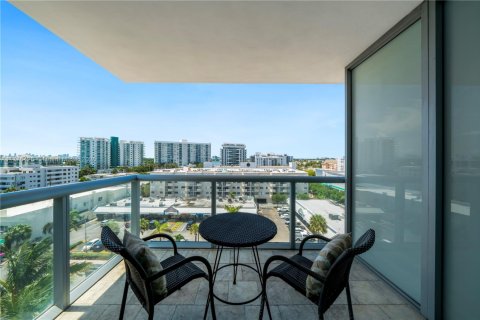 Condominio en venta en Miami Beach, Florida, 2 dormitorios, 131.92 m2 № 1708753 - foto 9